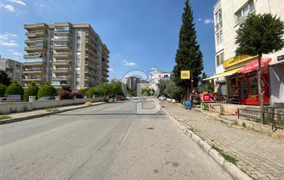 BAYRAKLI SOĞUKKUYU’DA CADDE ÜZERİ KİRALIK KÖŞE DÜKKAN 