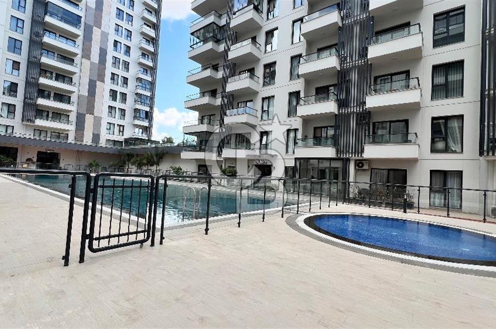 Parkyaşam Bornova Sitesi'nde 3+1 Havuz Cepheli Satılık Daire