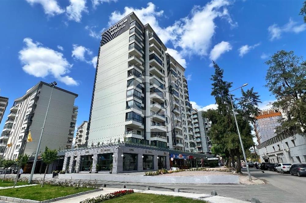 Parkyaşam Bornova Sitesi'nde 3+1 Havuz Cepheli Satılık Daire