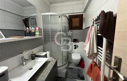 10 Yaşında, Asansörlü, Kapalı Otoparklı - Üçyolda 2+1