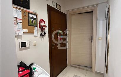 10 Yaşında, Asansörlü, Kapalı Otoparklı - Üçyolda 2+1