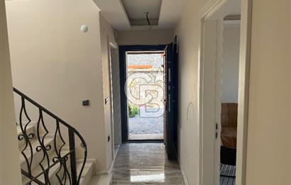 Akarca’nın En Seçkin Lokasyonunda, Özel Havuzlu Site İçinde Lüks 4+1 Tripleks Villa