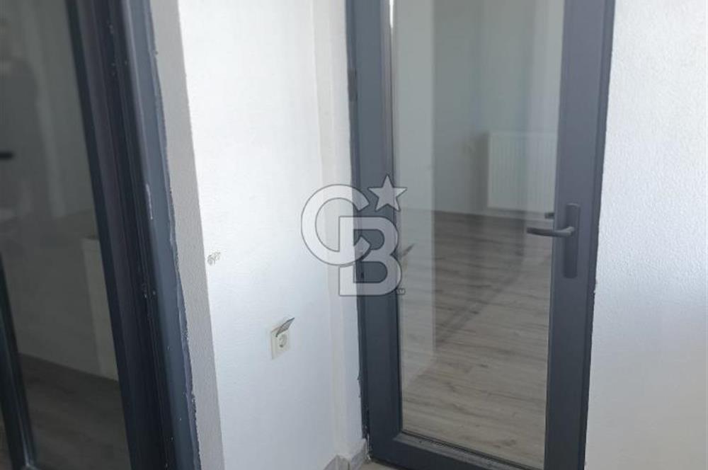 ÜNİVERSİTEYE YAKIN DENİZ MANZARALI 2+1 DAİRE CUMHURİYET