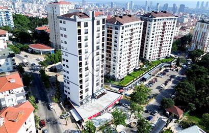 YAKACIKTA ÖZEL TASARIM GENİŞ 3+1 TERAS KULLANIMLI