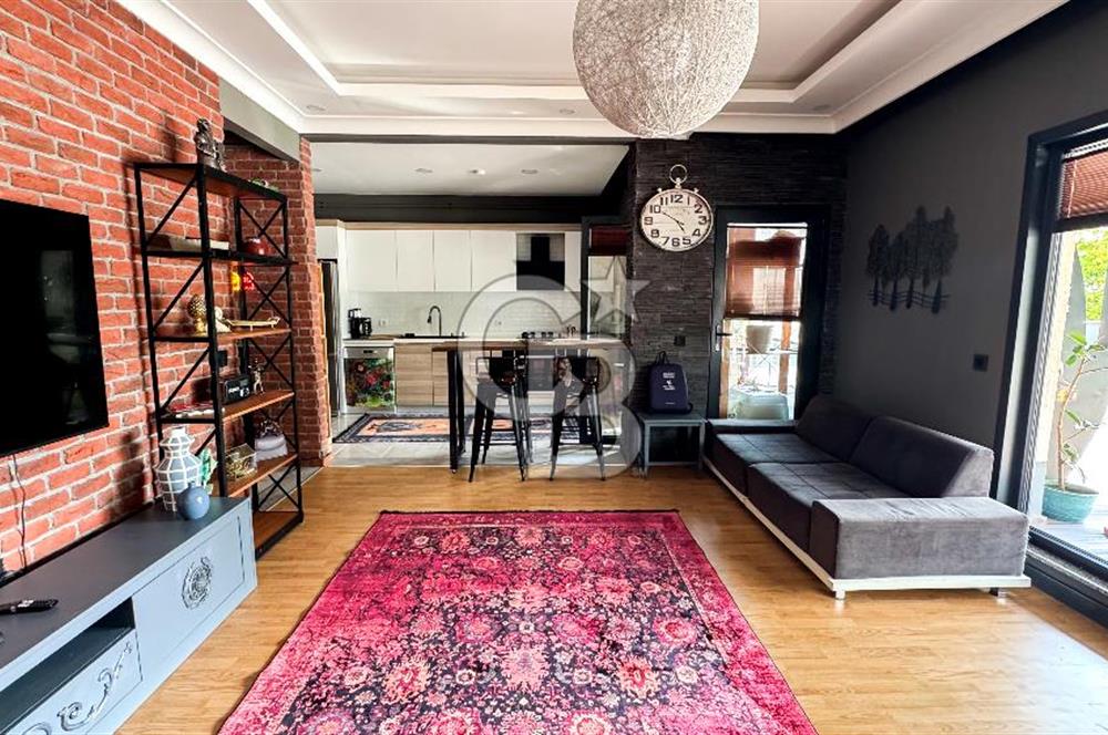 YAKACIKTA ÖZEL TASARIM GENİŞ 3+1 TERAS KULLANIMLI