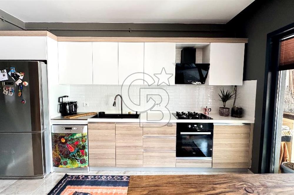 YAKACIKTA ÖZEL TASARIM GENİŞ 3+1 TERAS KULLANIMLI