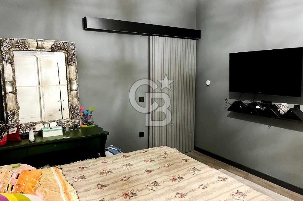 YAKACIKTA ÖZEL TASARIM GENİŞ 3+1 TERAS KULLANIMLI