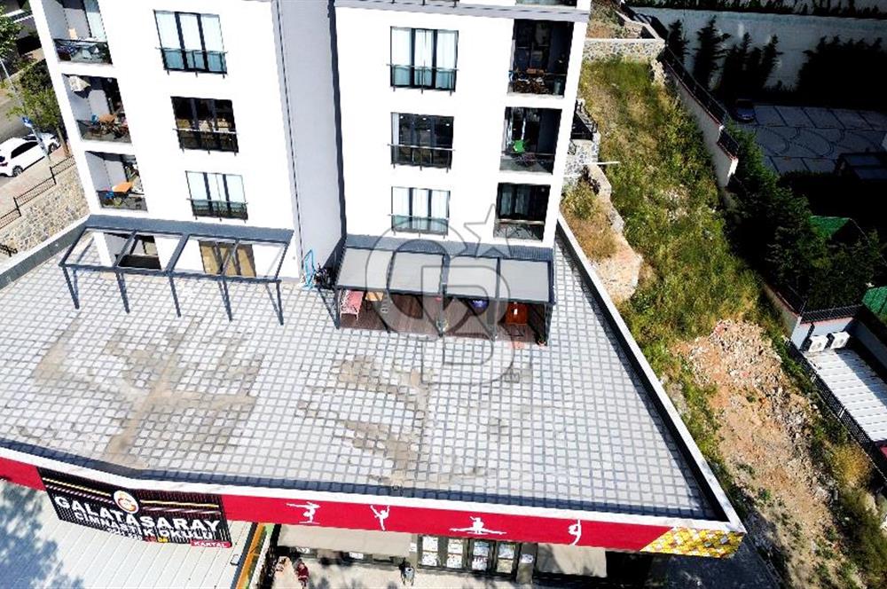 YAKACIKTA ÖZEL TASARIM GENİŞ 3+1 TERAS KULLANIMLI