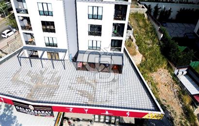 YAKACIKTA ÖZEL TASARIM GENİŞ 3+1 TERAS KULLANIMLI