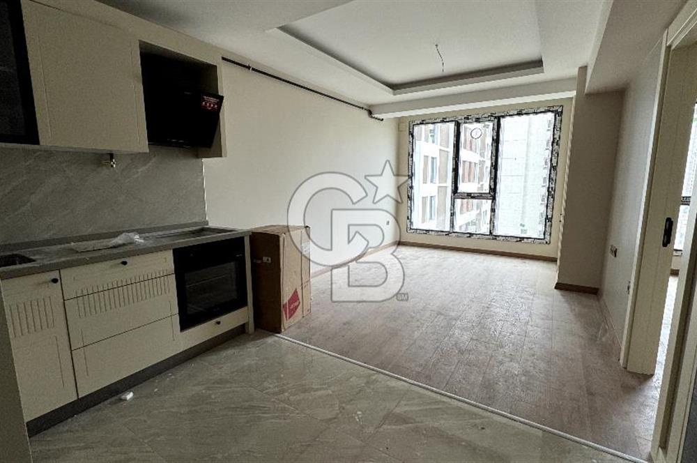 YAKACIK SWIFT165 PROJESİNDE KİRALIK 1+1 DAİRE