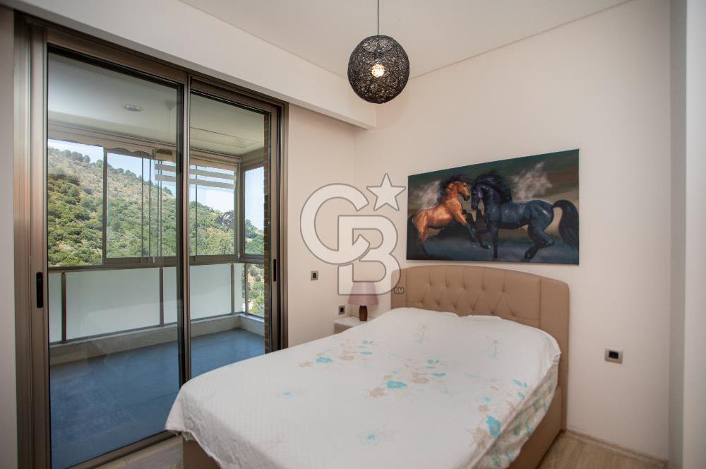 Narlıdere Asma Bahçeler'de 1+1 Deniz&Doğa Manzaralı Satılık Daire