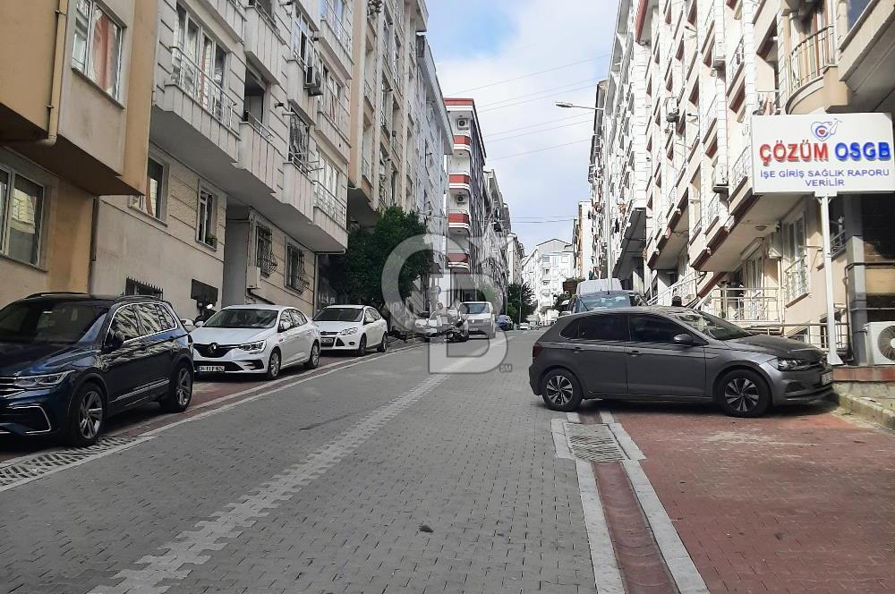 Esenyurt , Torium AVM Arkasında 2 + 1 Satılık Daire...
