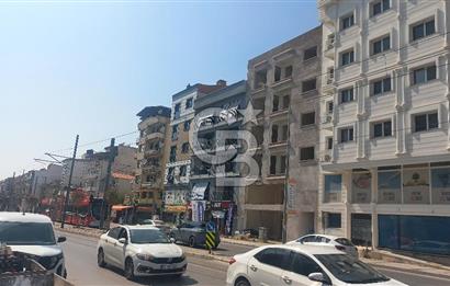 Ataşehir girişinde cadde üzeri sıfır dubleks daire