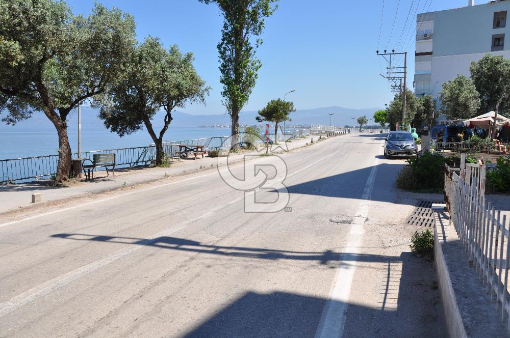 GEMLİK KURŞUNLU DENİZE SIFIR 2+1 SATILIK DAİRE