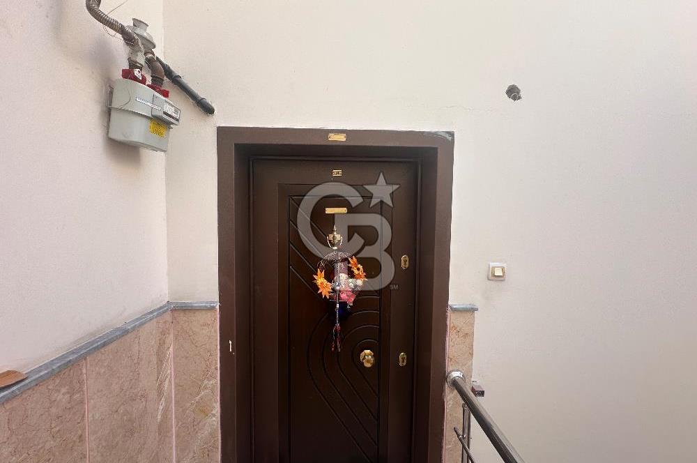 M.Ali Altın Cd. Üzerinde Yapılı Katta Satılık 3+1 Daire