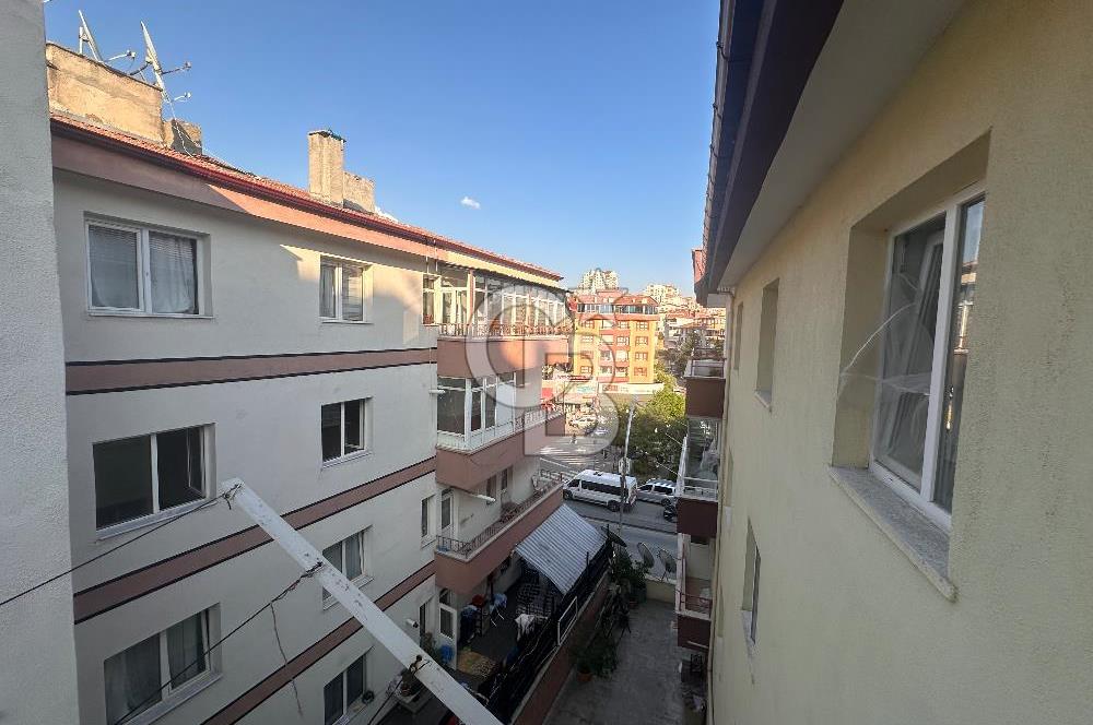 M.Ali Altın Cd. Üzerinde Yapılı Katta Satılık 3+1 Daire