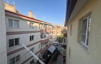 M.Ali Altın Cd. Üzerinde Yapılı Katta Satılık 3+1 Daire