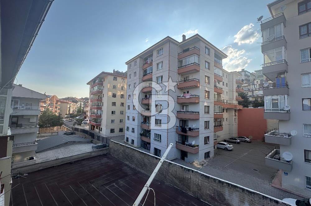 M.Ali Altın Cd. Üzerinde Yapılı Katta Satılık 3+1 Daire