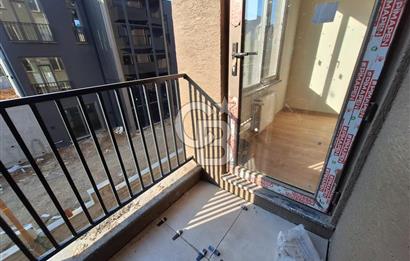 ÇANAKKALE MERKEZ ESENLERDE SATILIK SİTE İÇİ AQUAPARKLI 2+1 DAİRE