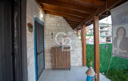 Foça Kazım Dirik Mah. Bahçeli 2+1 Eşyalı Kiralık Dubleks Daire