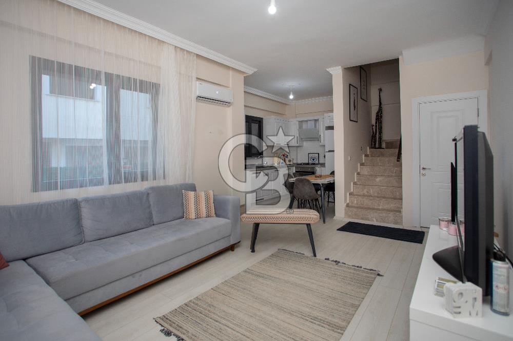 Foça Kazım Dirik Mah. Bahçeli 2+1 Eşyalı Kiralık Dubleks Daire