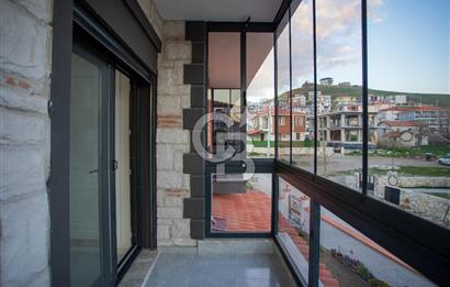 Foça Kazım Dirik Mah. Bahçeli 2+1 Eşyalı Kiralık Dubleks Daire