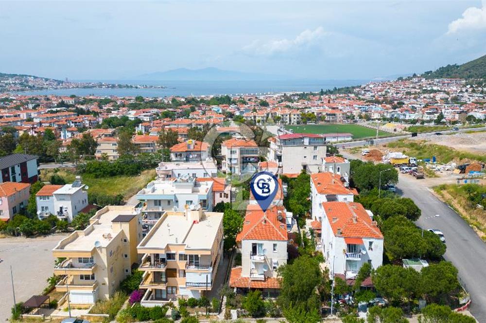 Yenifoça Merkezi Konumda Kiralık Tadilatlı 2+1 Daire