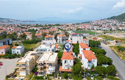 Yenifoça Merkezi Konumda Kiralık Tadilatlı 2+1 Daire