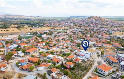 Foça Yenibağarasında Satılık 3+1 Bahçeli Dubleks Daire