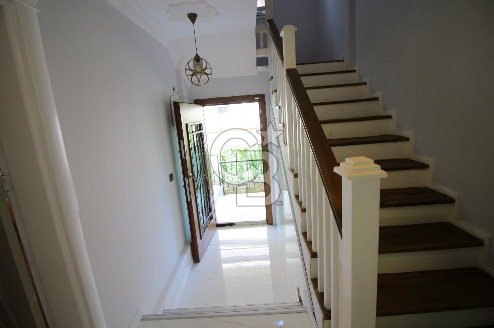 Torbalı Ayrancılar İnönü Mah.de 5+1 Müstakil Satılık Triplex