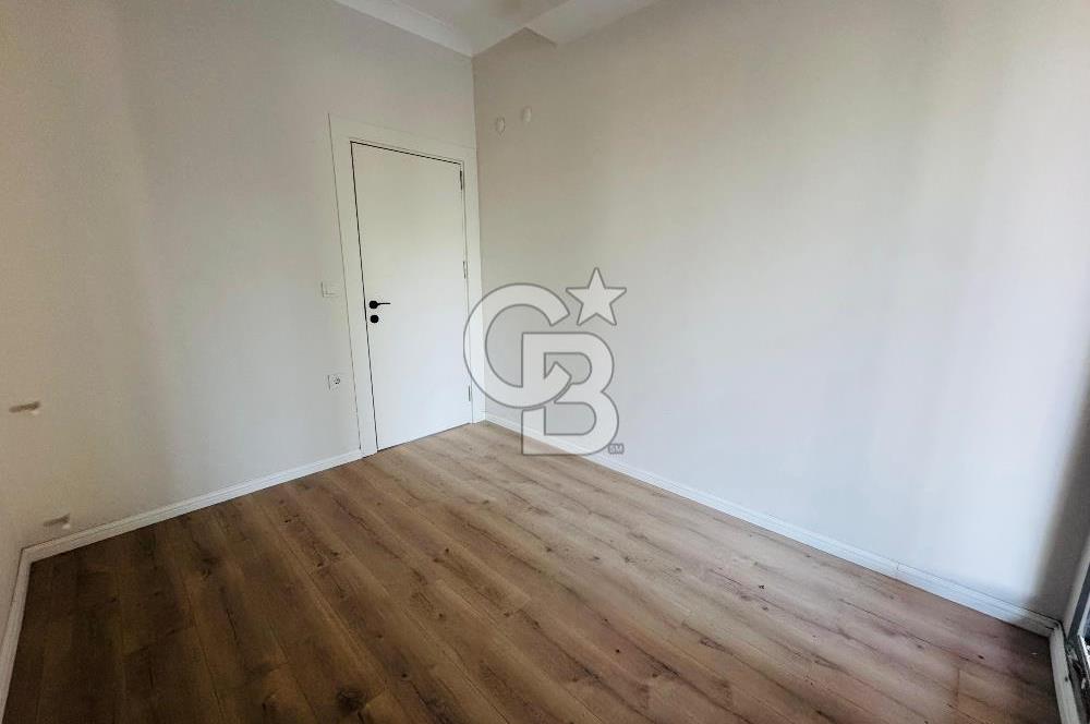 Foça Hacıveli Mahallesinde Müstakil Bahçeli Kiralık 2+1 Daire