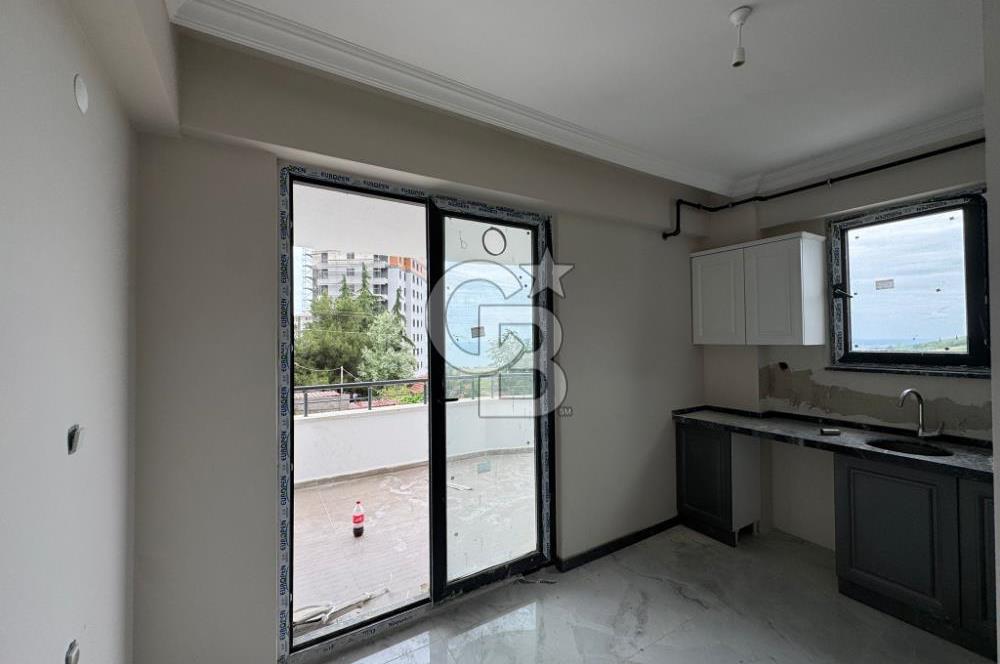 KÖY KAHVESİNİN YANINDA 2+1 SIFIR DAİRELER