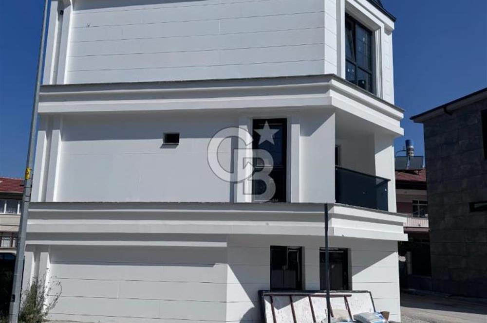 CB CITY'DEN SAZOVA ATATÜRK STADYUM'U KARŞISI KİRALIK KOMPLE BİNA