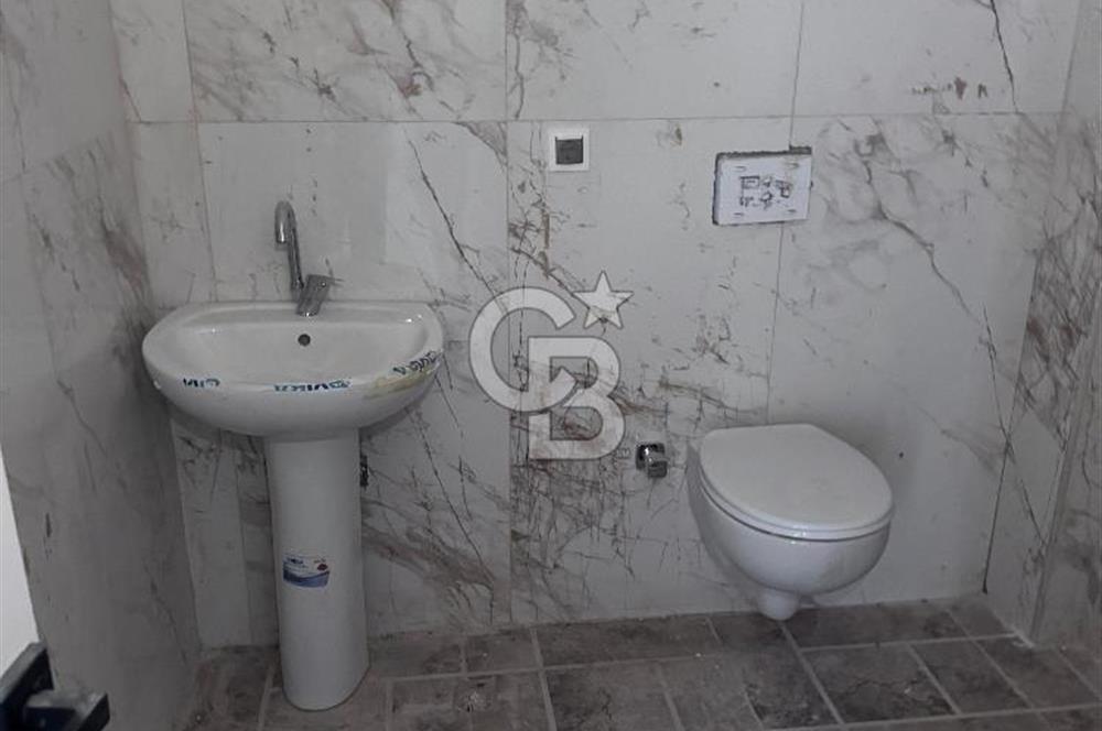 CB CITY'DEN SAZOVA ATATÜRK STADYUM'U KARŞISI KİRALIK KOMPLE BİNA