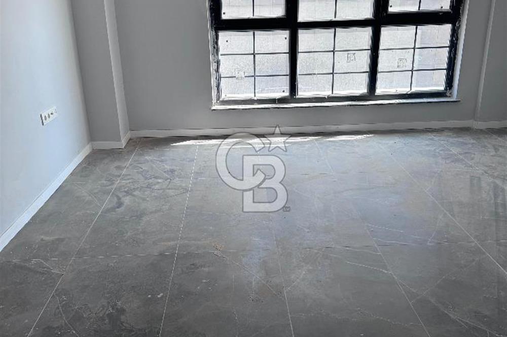 CB CITY'DEN SAZOVA ATATÜRK STADYUM'U KARŞISI KİRALIK KOMPLE BİNA