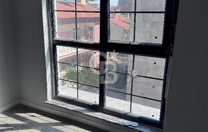 CB CITY'DEN SAZOVA ATATÜRK STADYUM'U KARŞISI KİRALIK KOMPLE BİNA