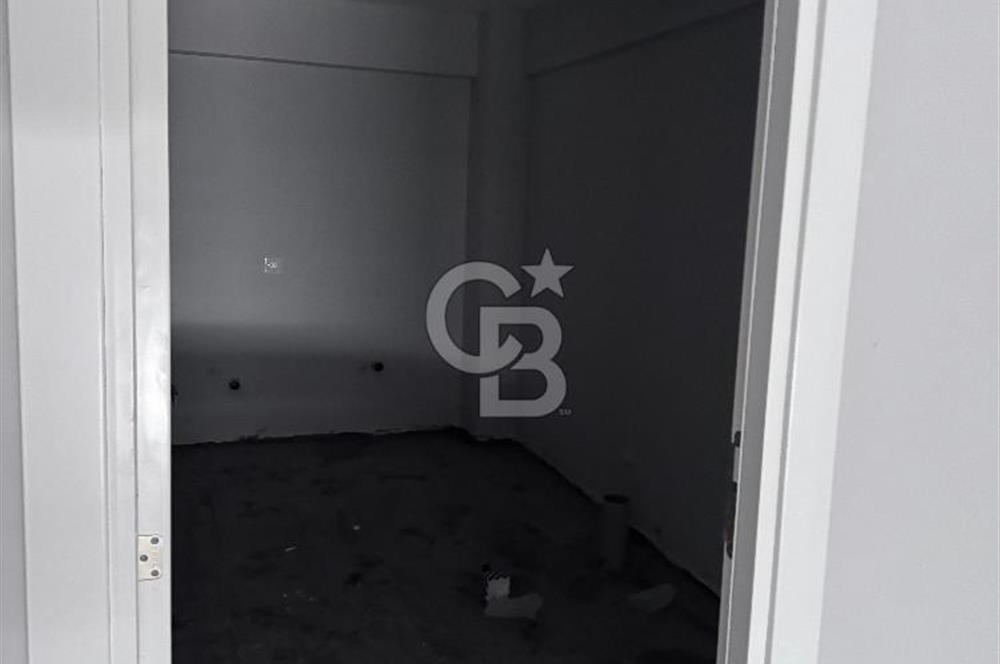 CB CITY'DEN SAZOVA ATATÜRK STADYUM'U KARŞISI KİRALIK KOMPLE BİNA