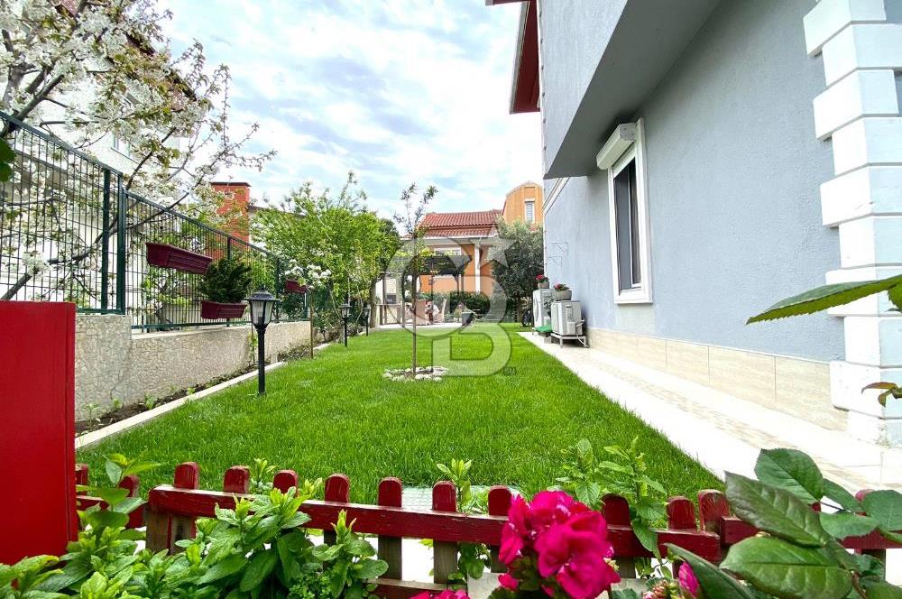 Büyükçekmece Ekşioğlu Yakamoz Sitesi Satılık 5+2 Müstakil Villa