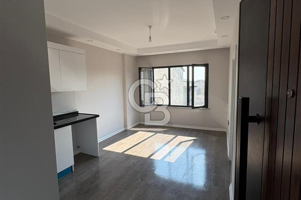ŞİŞLİ DE SATILIK 1+1 ASANSÖRLÜ - KAPALI OTOPARKLI LÜKS DAİRE
