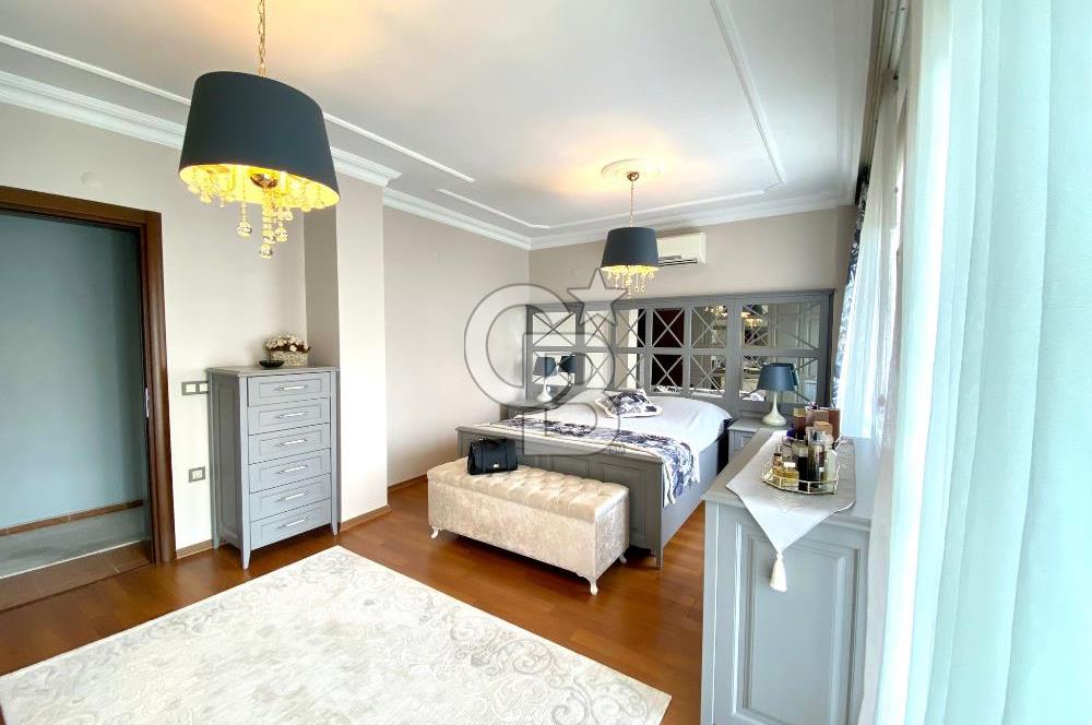 Büyükçekmece Ekşioğlu Yakamoz Sitesi Satılık 5+2 Müstakil Villa