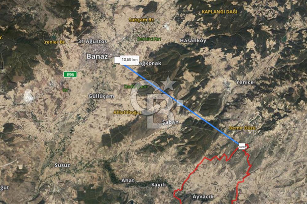 Uşak Banaz'da Konum Avantajlı 10 Dönüm Tarla