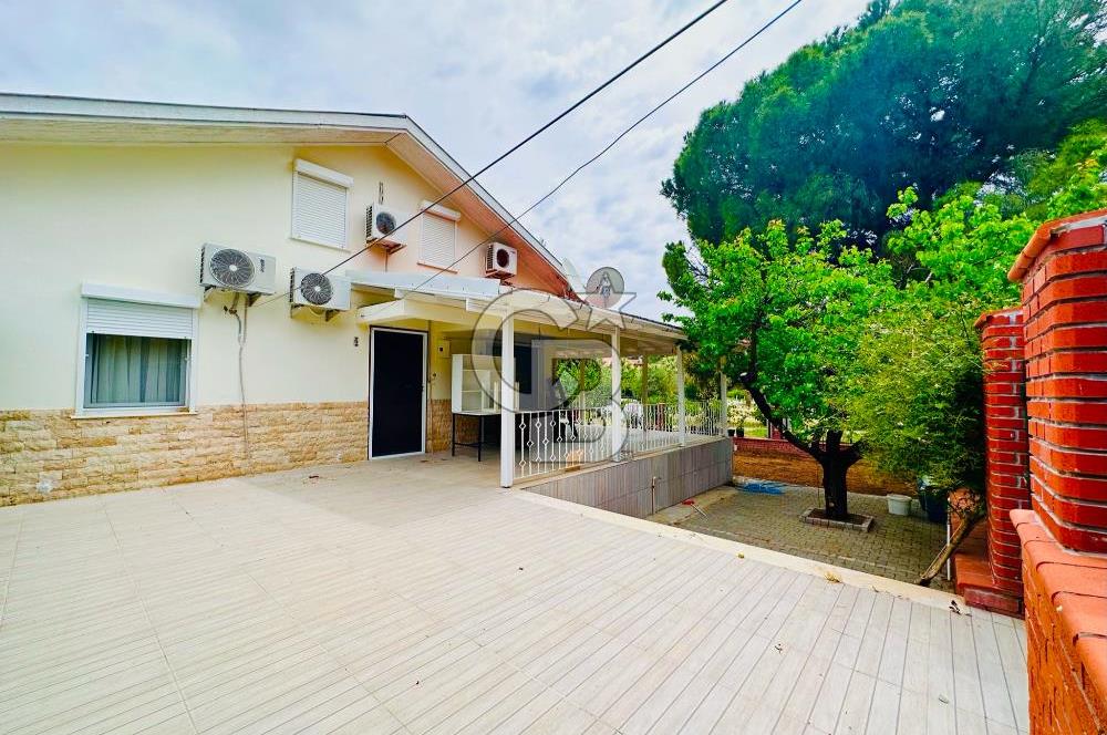 Çeşme Germiyan'da 4+1 Satılık Yazlık