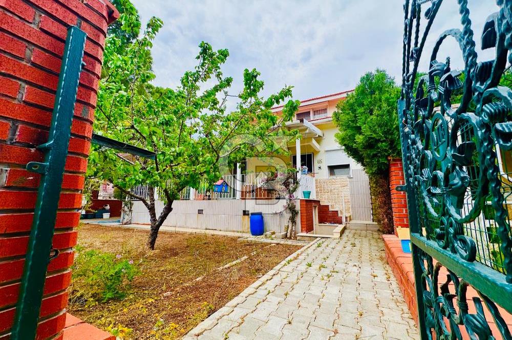 Çeşme Germiyan'da 4+1 Satılık Yazlık