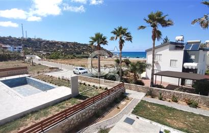GİRNE ALAGADİ'DE EMSALSİZ 800M2 ARSA ÜZERİNDE 4,5+1 250M2 KAPALI ALANI BULUNAN  SATILIK DUBLEKS VİLLA
