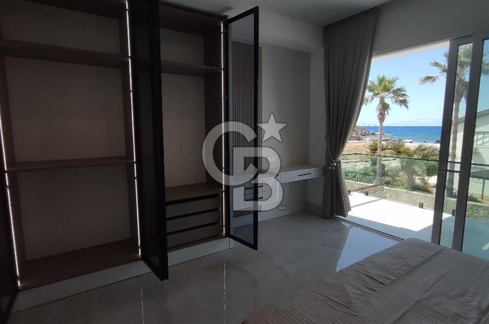 GİRNE ALAGADİ'DE EMSALSİZ 800M2 ARSA ÜZERİNDE 4,5+1 250M2 KAPALI ALANI BULUNAN  SATILIK DUBLEKS VİLLA