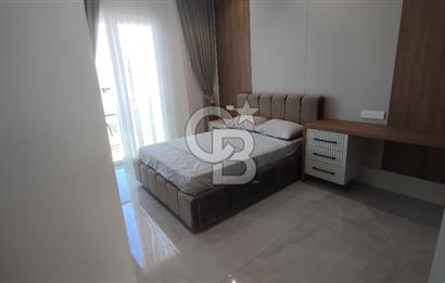 GİRNE ALAGADİ'DE EMSALSİZ 800M2 ARSA ÜZERİNDE 4,5+1 250M2 KAPALI ALANI BULUNAN  SATILIK DUBLEKS VİLLA