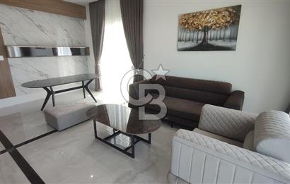 GİRNE ALAGADİ'DE EMSALSİZ 800M2 ARSA ÜZERİNDE 4,5+1 250M2 KAPALI ALANI BULUNAN  SATILIK DUBLEKS VİLLA