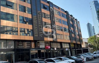ŞİŞLİ DE SATILIK 1+1 ASANSÖRLÜ - KAPALI OTOPARKLI LÜKS DAİRE