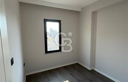 ŞİŞLİ DE SATILIK 1+1 ASANSÖRLÜ - KAPALI OTOPARKLI LÜKS DAİRE