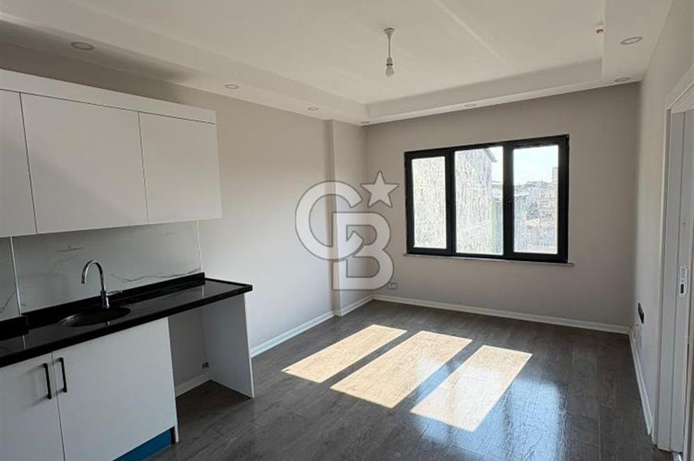 ŞİŞLİ DE SATILIK 1+1 ASANSÖRLÜ - KAPALI OTOPARKLI LÜKS DAİRE